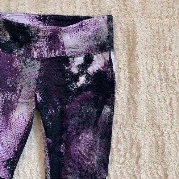 Alo Goddess Leggings - Picture 4 of 6